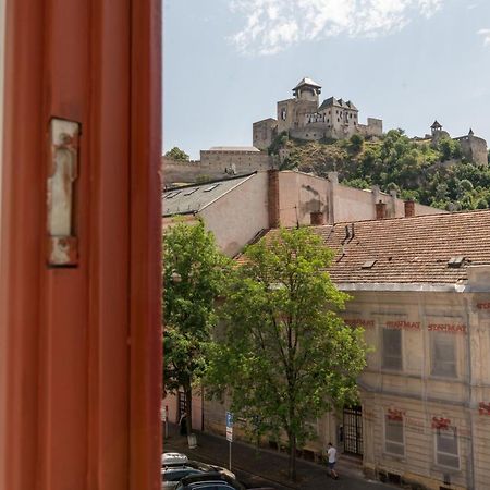 Penzion Deloris Trenčín المظهر الخارجي الصورة