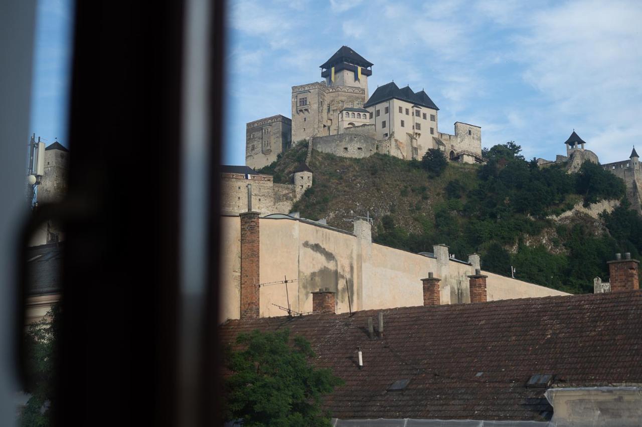 Penzion Deloris Trenčín المظهر الخارجي الصورة